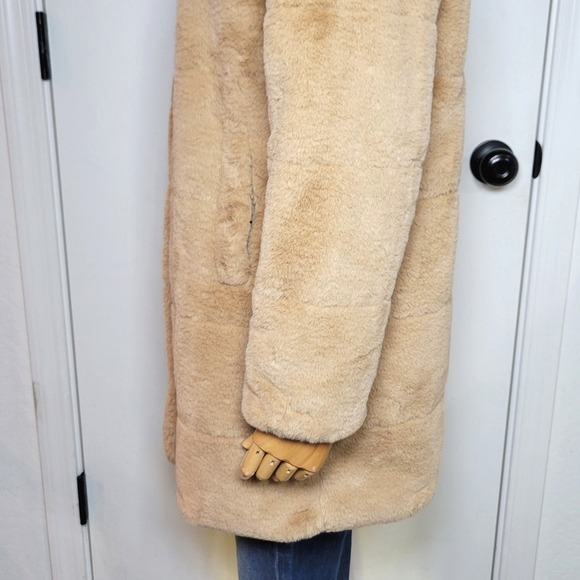 NVLT Faux Fur Teddy Button Coat Size Small Fall Jacket Chic Old Money - Picture 12 of 16